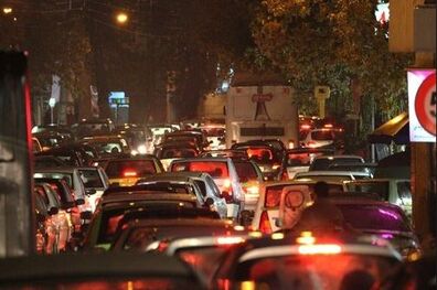 تداوم محدودیت تردد شبانه خودروها از ساعت ۲۱ تا ۴ صبح 