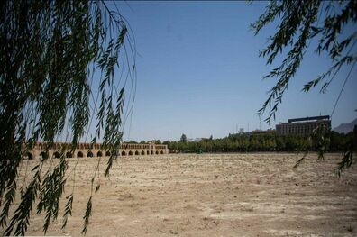 عدم تداوم بارندگی‌ و بی تدبیری ها به ایجاد بحران خشکسالی دامن می‌زند