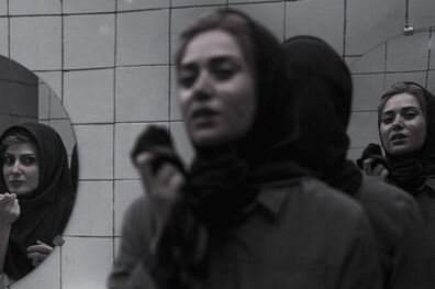 فیلمبرداری فیلم سینمایی سه کام حبس در نیمه راه