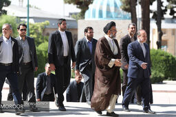 وزیر اطلاعات زیر تابوت شهید حادثه تروریستی تهران