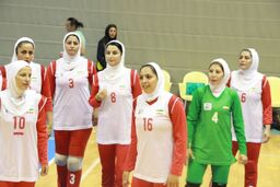 ۳۱ بازیکن را به اردوی انتخابی تیم ملی دعوت کرد 