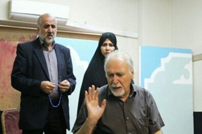 آسمان برای تو می بارد به روی صحنه می رود 