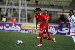 بلبلی رسما به استقلال پیوست
