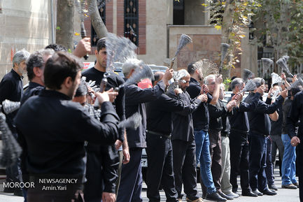 عزاداری ظهر عاشورای حسینی در محله قلهک