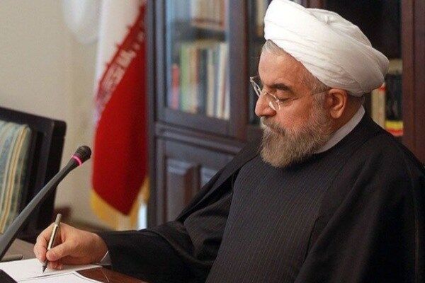 روحانی در پیامی جشن بی‌طرفی ترکمنستان را تبریک گفت 
