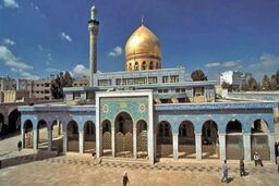 مسقف سازی ۱۶۰۰ متر از صحن حرم حضرت زینب (س) برای رفاه زائران
