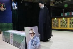 وداع رئیس جمهور با پیکر مرحوم نادر طالب‌ زاده در معراج شهدای تهران 
