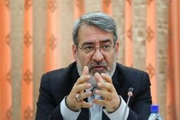 وزیر کشور: دموکراسی مشارکت دادن واقعی مردم در همه امور کشور است