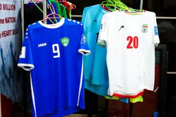
ایران برابر ازبکستان سفید می‌پوشد