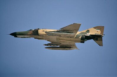جنگنده F4 در پایگاه هوایی مهرآباد اورهال شد