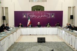نشست زنان ایرانی با حضور روحانی برگزار شد