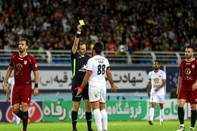 علی صفایی داور بازی پرسپولیس و شهر خودرو شد