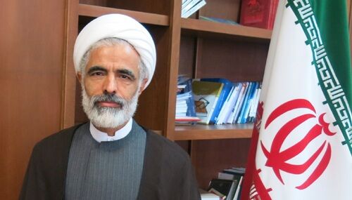 اصولگرایان معتدل از روحانی حمایت می‌کنند