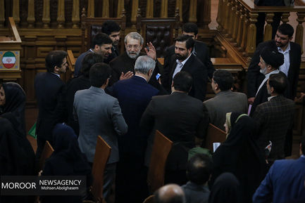 نشست خبری رییس مجلس شورای اسلامی