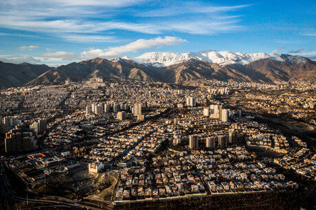 آسمان ایران آفتابی است