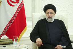 رئیس جمهور از نمایشگاه دستاوردهای معلولان بازدید کرد