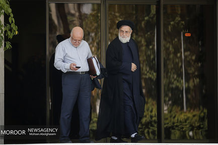 حاشیه جلسه هیات دولت 