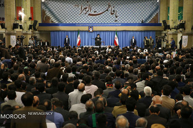 دیدار جمعی از مداحان و ذاکران اهل بیت(ع) با مقام معظم رهبری