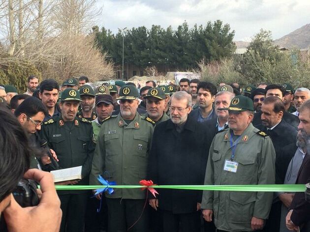 لاریجانی نمایشگاه توانمندی‌ های بهداری سپاه را افتتاح کرد
