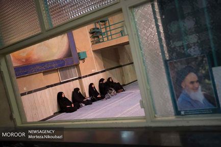 حضور، حسن خمینی، نوه بنیانگذار جمهوری اسلامی ایران و وزیر ارتباطات آقای محمدجواد آذری جهرمی در حسینیه جماران