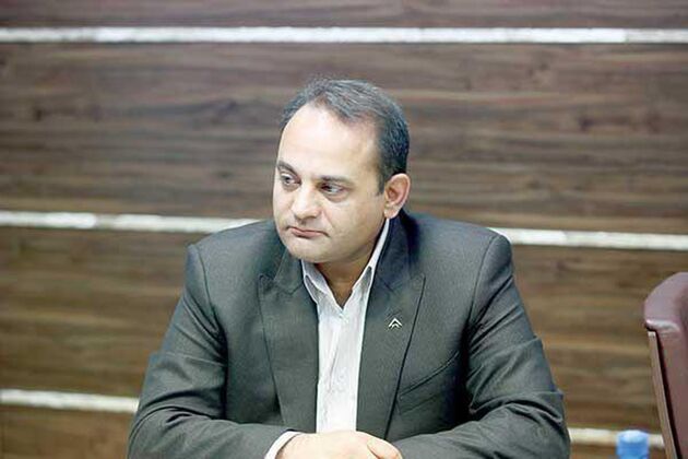 ورود پول به بورس منجر به هدایت نقدینگی به بخش تولید نشد و کارمزد و مالیات آن به نفع تولید کننده نبود