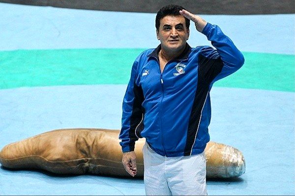 محمد بنا از شهریار به کشتی بازگشت