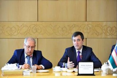 ترانزیت بار یکی از زمینه های همکاری دو کشور است