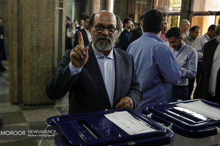 بازدید مسئولین از ستاد انتخابات کشور