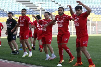 پرسپولیس بدون دفاع مرکزی در شیراز

