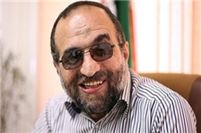 دولت ادبیات خود در برابر سپاه را اصلاح کند