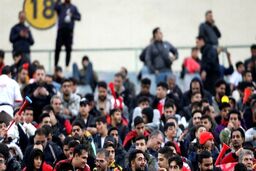 عکس/ درخواست جالب هوادار پرسپولیس از بیرانوند 