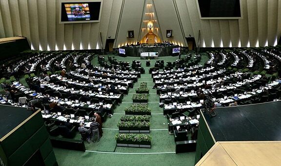 سقف سهم مشارکت شرکت های خارجی در تاسیس بانک ایرانی با تائید هیات وزیران صورت می گیرد