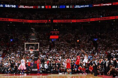 پیروزی آسان گلدن استیت در نخستین دیدار نهایی کنفرانس غرب NBA