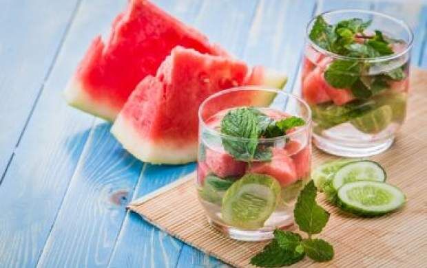 با این مواد غذایی بدن خود را خنک نگه دارید
