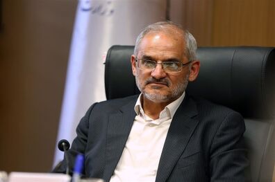 برای بزرگداشت مقام معلم الگوسازی صورت بگیرد