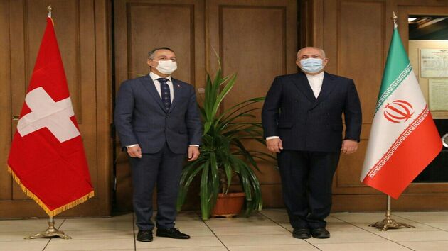 دور اول گفتگوهای ظریف و وزیر امور خارجه سوئیس آغاز شد