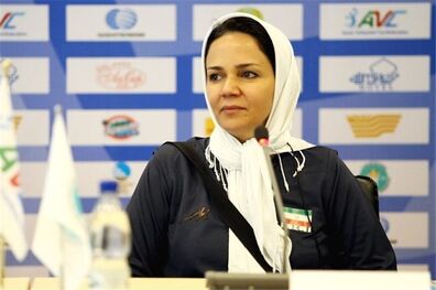 می‌توانستیم بازی را ببریم اما از عملکرد بازیکنانم راضی‌ام