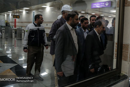 بازدید محمدعلی نجفی شهردار تهران از خط ۶ و ۷ مترو
