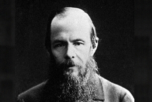 نقد و بررسی کتاب «پوست در برابر پوست» در مرکز فرهنگی شهر کتاب