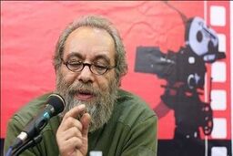 عذرخواهی مسعود فراستی به دلیل خوانش اشتباه شاهنامه فردوسی