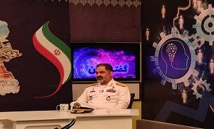 نیرو‌های مسلح باید مانند حلقه‌های زنجیر لنگر در کنار هم باشند