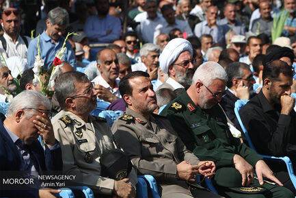 تشییع پیکر ۱۵۰ شهید دفاع مقدس