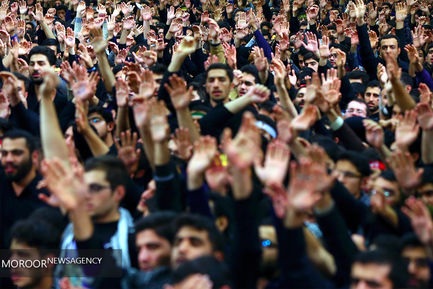 مراسم عزاداری اربعین حسینی با حضور هیئت‌های دانشجویی در حسینیه امام خمینی