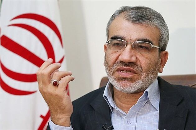 کدخدایی به نامه کروبی به اعضای مجلس خبرگان واکنش نشان داد/ کاش «کروبی» از حصرِ فکری اطرافیان خود بیرون می‌آمد
