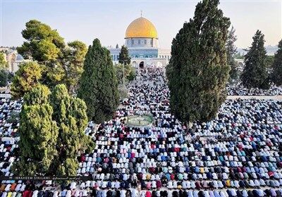 ۸۰ هزار نفر در نماز جمعه مسجدالاقصی شرکت کردند

