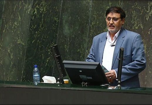 ابطحی: انحصار مدیریتی باید شکسته شود