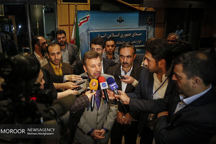 بازدید واعظی وزیر ارتباطات از ستاد انتخابات کشور