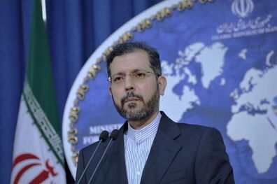 عقربه‌ های ساعت فقط در جهان خیالی موازی پمپئو حرکت می‌کنند
