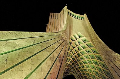 بهسازی برج آزادی نیمه اول بهمن‌ماه به بهره‌برداری می‌رسد