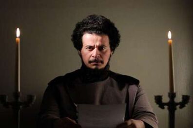 محمد حسین زیکساری در ' آسایشگاه ' پالیز